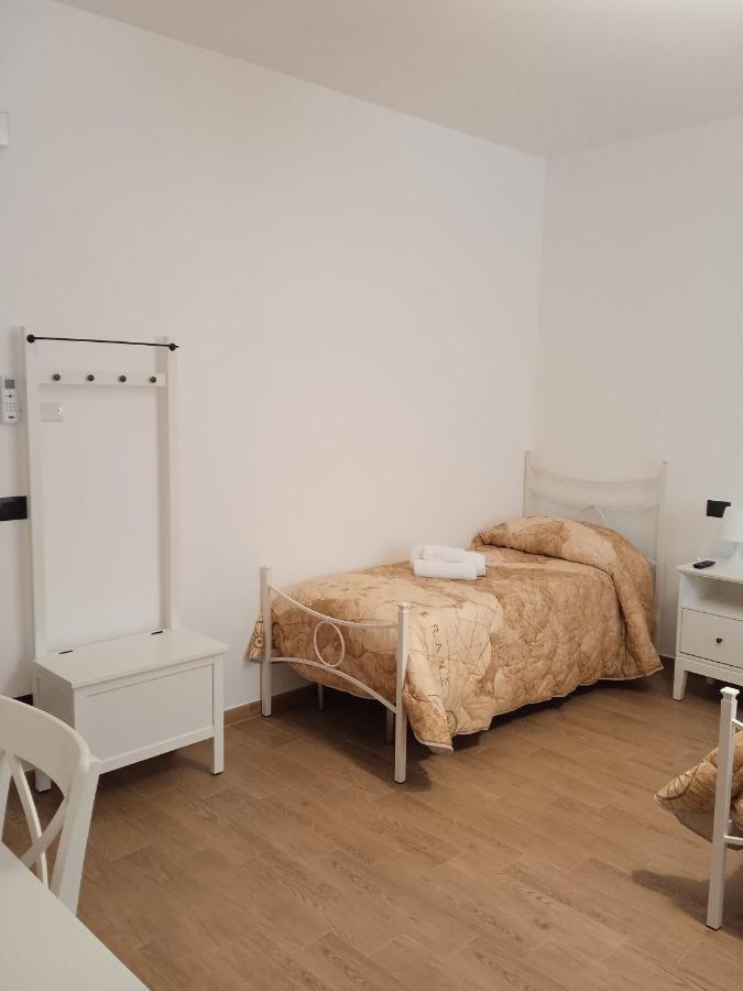 Bed And Breakfast Il Sole -Cinquefrondi Exterior foto